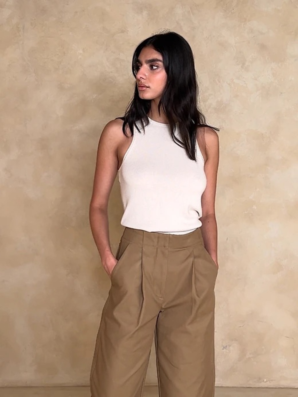 Banana republic barrel chino in Tan